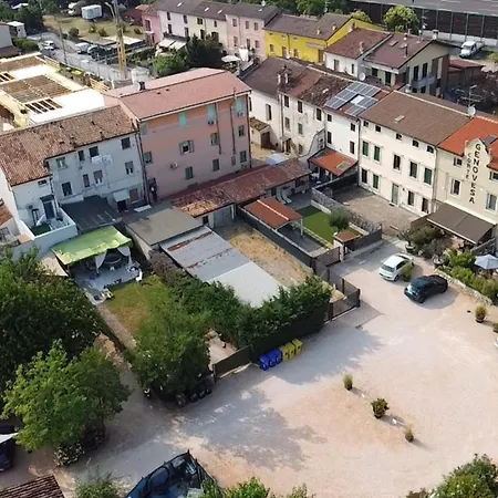 Corte Genovesa I Destiny 招待所